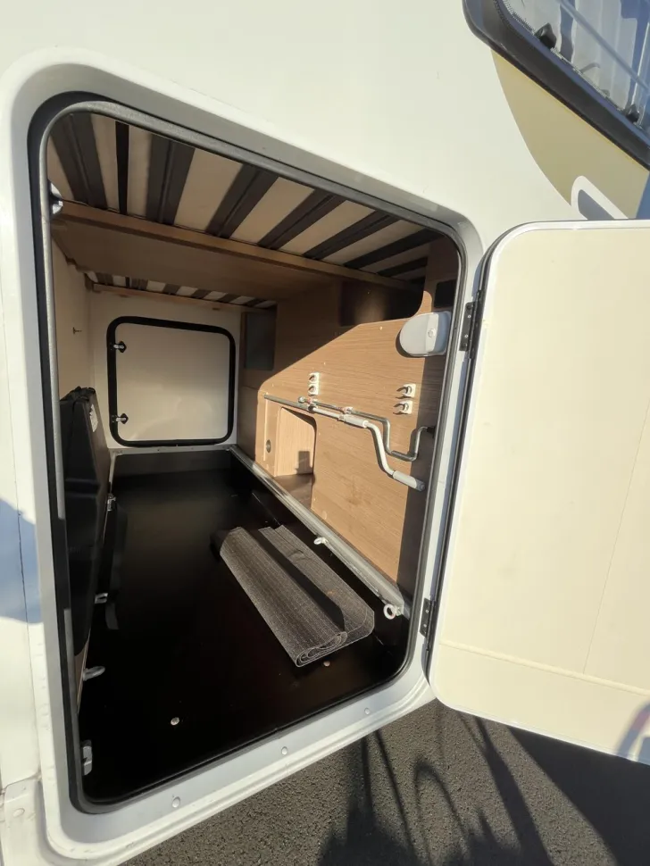 Fahrzeugbild Carado V 337 #14