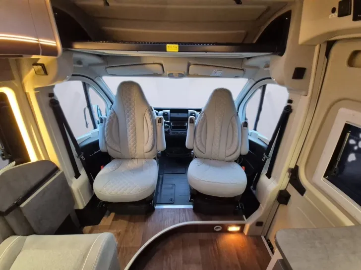 Fahrzeugbild Pössl H-LINE SUMMIT 600 R L SHINE #7