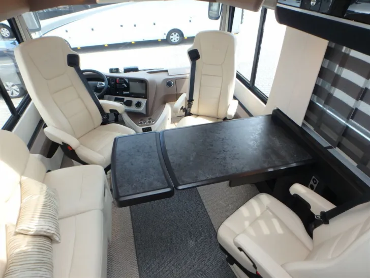 Fahrzeugbild Concorde CENTURION 990 GI *Lithium XL*Gastank*Birdview* #10
