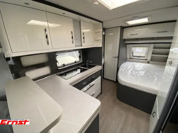 Fahrzeugbild Hobby Excellent 560 CFe #4