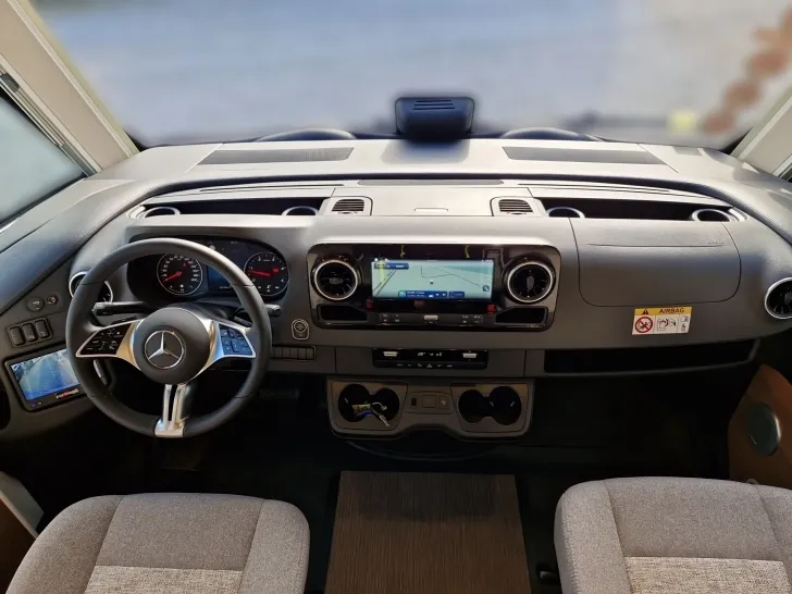 Fahrzeugbild Carthago C1-TOURER I 143 KB-LE C MB #7