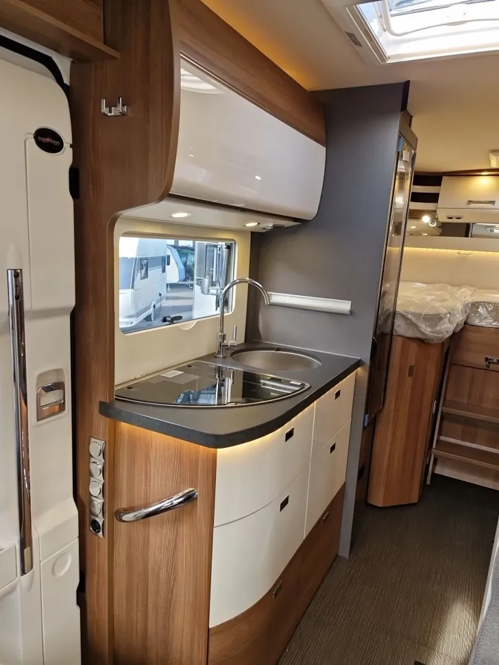 Fahrzeugbild Carthago C1-TOURER I 143 KB-LE C MB #12