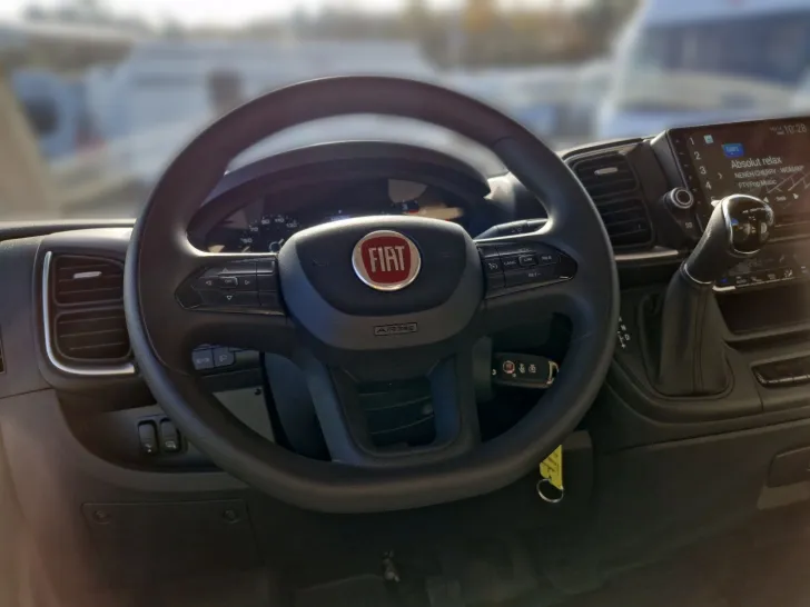 Fahrzeugbild Carthago C-TOURER I 141 LE #6