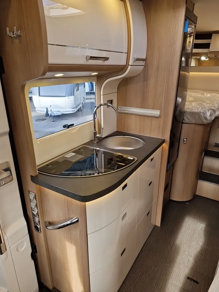 Fahrzeugbild Carthago C-TOURER I 141 LE #12