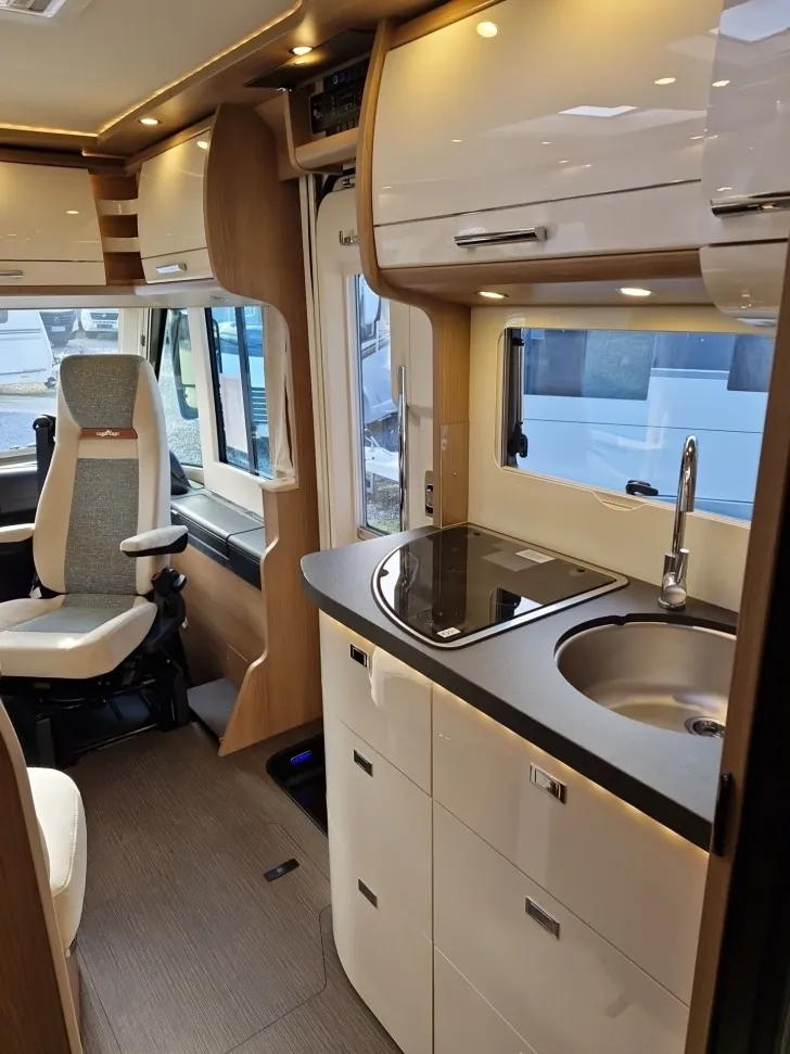 Fahrzeugbild Carthago C-TOURER I 141 LE #13