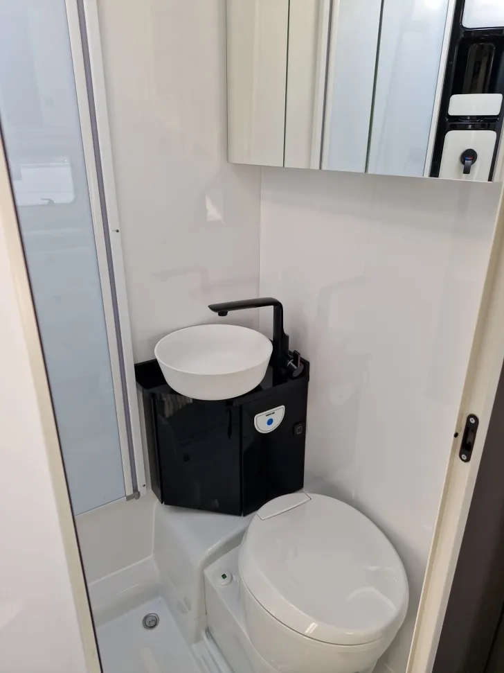 Fahrzeugbild Hobby PRESTIGE T 710 GE #12