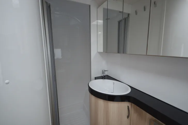 Fahrzeugbild Hobby De Luxe 495 WFB #10