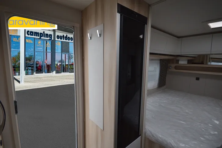 Fahrzeugbild Hobby De Luxe 495 WFB Auflastung auf 1.800 kg #8