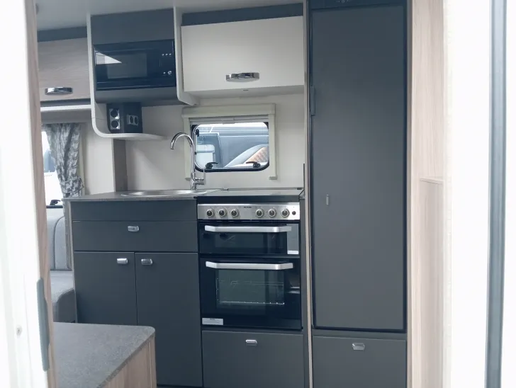 Fahrzeugbild SWIFT Sprite Alpine 2 Super Ausstattung #7