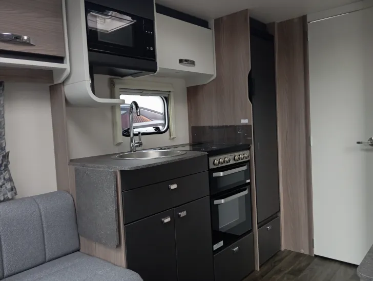 Fahrzeugbild SWIFT Sprite Alpine 2 Super Ausstattung #8