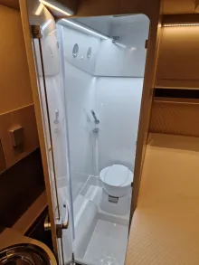 Fahrzeugbild Globe-Traveller Voyager XS - sehr gepflegt #10