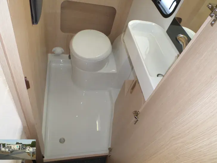 Fahrzeugbild Adria Aviva 472 PK - Modell 2026 - DB, 2 Etagenb. #28