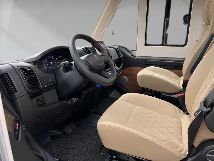 Fahrzeugbild Carthago chic e-line I 50 LE Fiat (212) #9