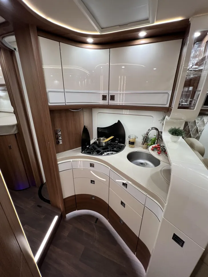 Fahrzeugbild Carthago chic e-line I 50 LE Fiat (212) #20