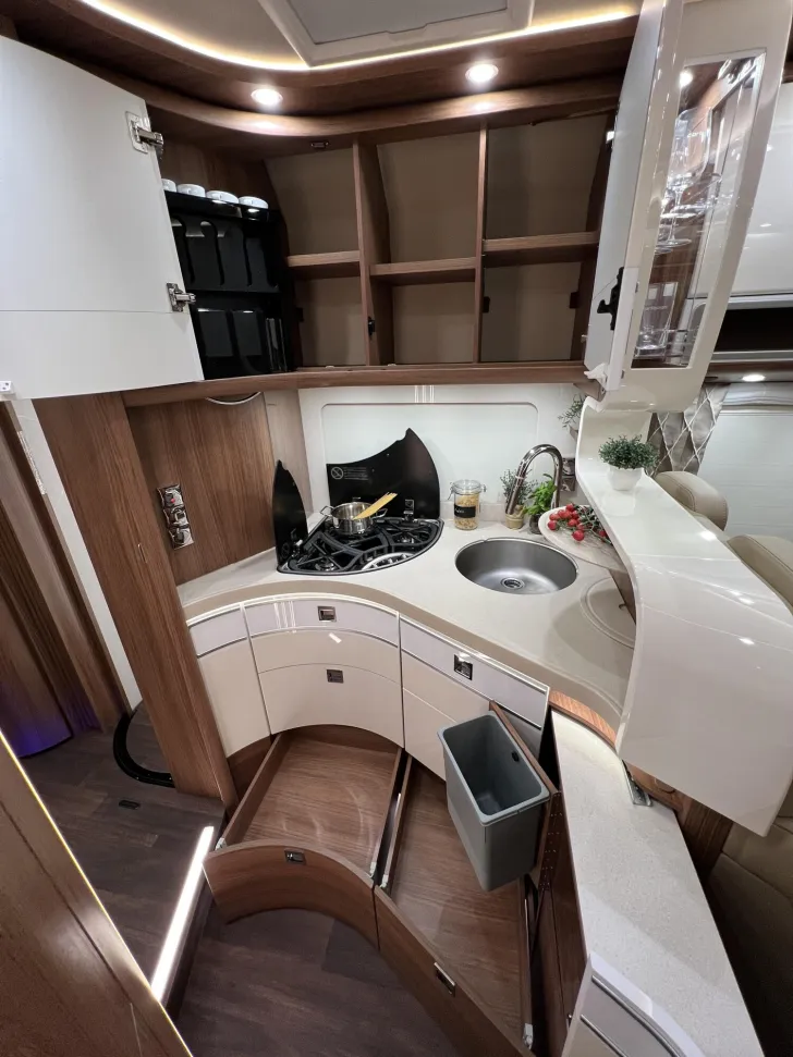 Fahrzeugbild Carthago chic e-line I 50 LE Fiat (212) #21