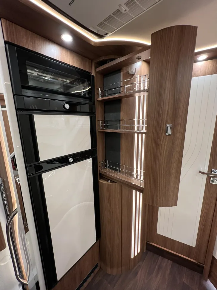 Fahrzeugbild Carthago chic e-line I 50 LE Fiat (212) #24