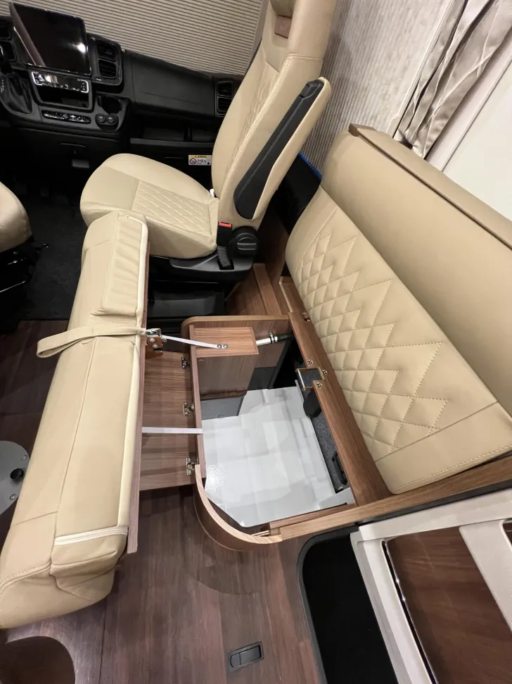 Fahrzeugbild Carthago chic e-line I 50 LE Fiat (212) #40