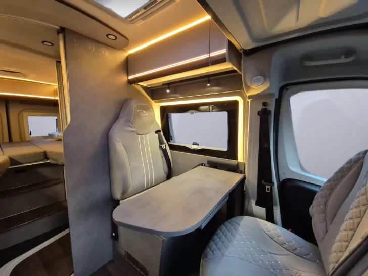 Fahrzeugbild Pössl H-LINE SUMMIT 600 R L SHINE #8