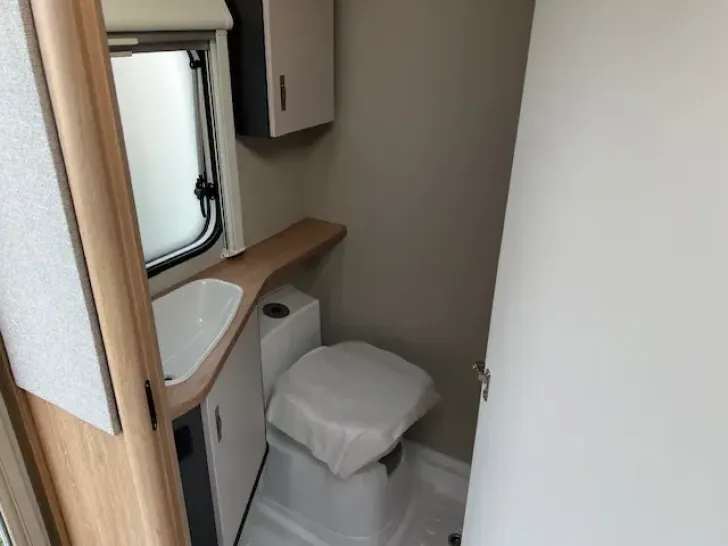 Fahrzeugbild Knaus Sport 400 QD Ambientebeleuchtung uvm. #13