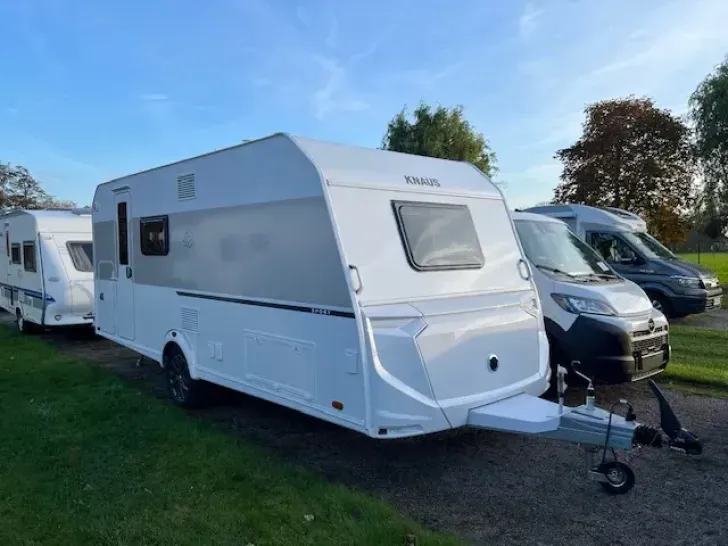 Fahrzeugbild Knaus Sport 500 QDK Mikrowelle #4