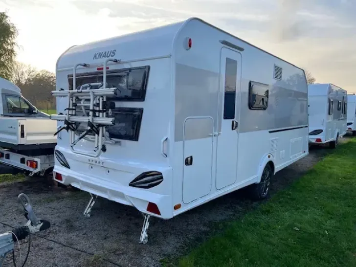Fahrzeugbild Knaus Sport 500 QDK Mikrowelle #1