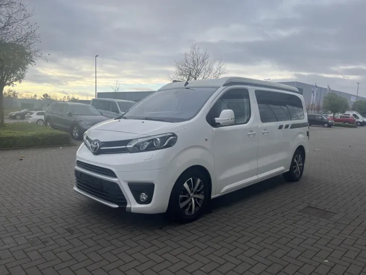 Fahrzeugbild Crosscamp Urban Camper Flex Toyota #4