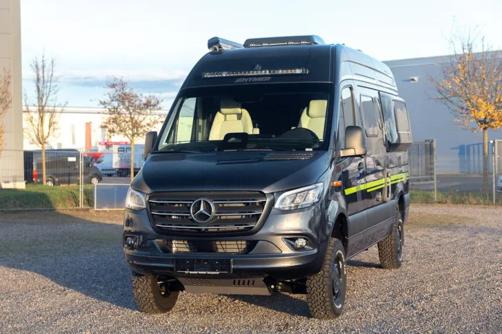 Fahrzeugbild Hymer Grand Canyon S CrossOver Mercedes / GÜMA Deal #3
