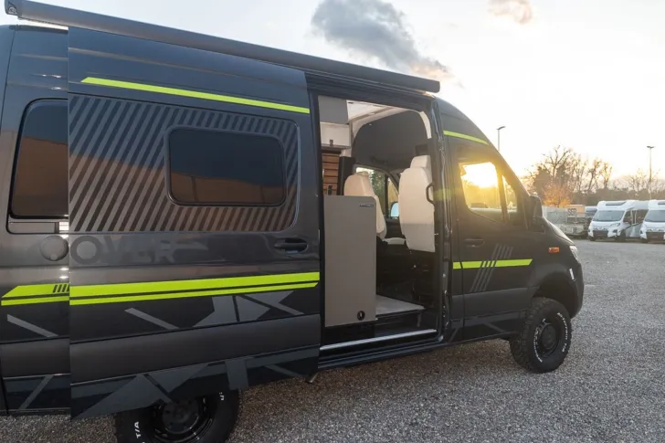 Fahrzeugbild Hymer Grand Canyon S CrossOver Mercedes / GÜMA Deal #7