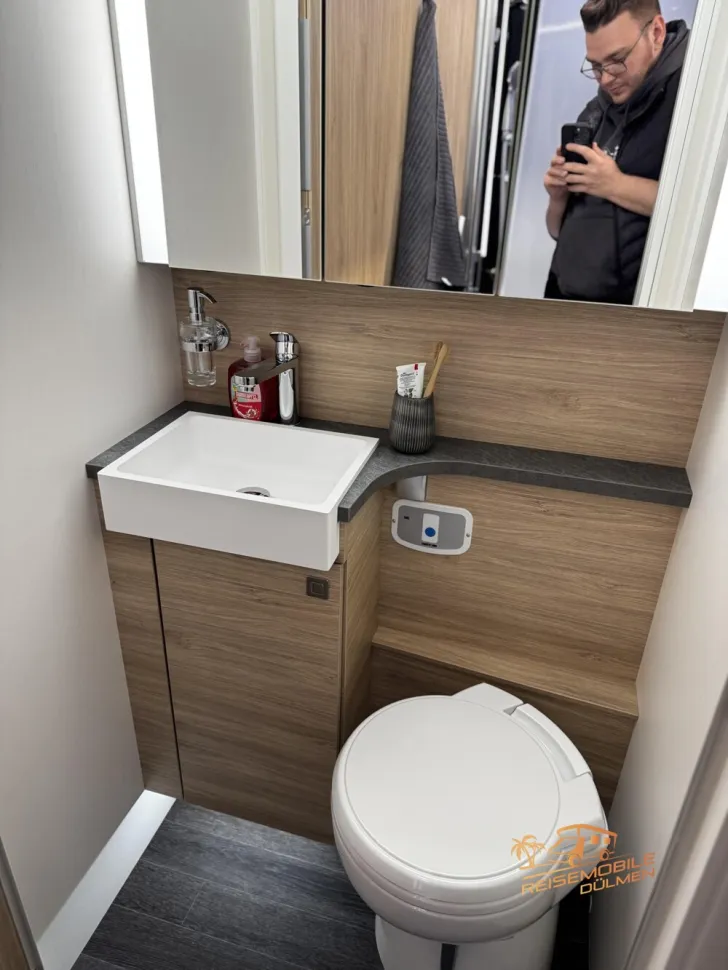 Fahrzeugbild Frankia F-Line A 680 Plus 4.5 t #25