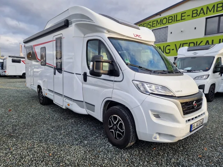 Fahrzeugbild LMC Tourer Lift H 730G - Einzelbetten & Hubbett #3
