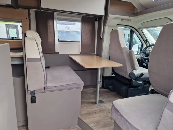 Fahrzeugbild LMC Tourer Lift H 730G - Einzelbetten & Hubbett #7