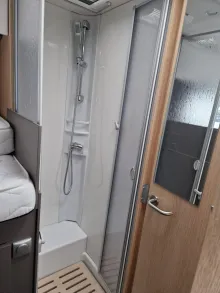 Fahrzeugbild LMC Tourer Lift H 730G - Einzelbetten & Hubbett #17