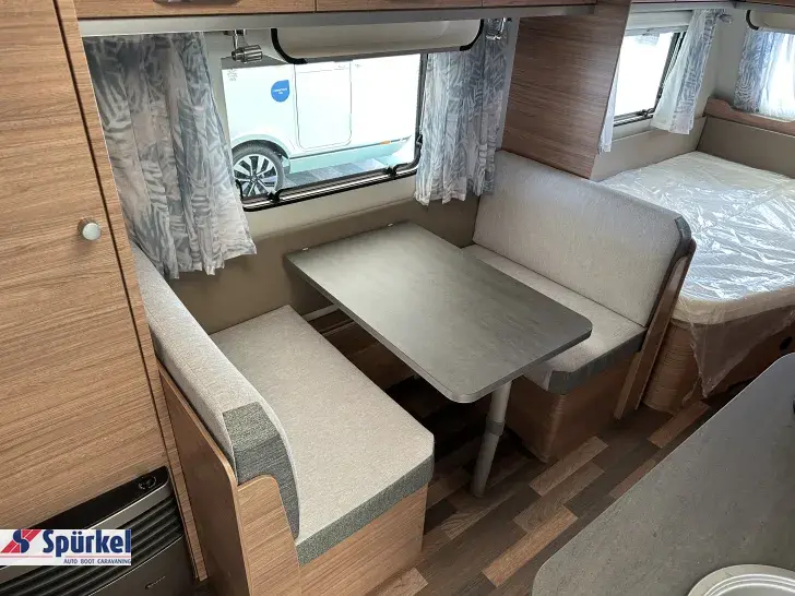 Fahrzeugbild Weinsberg CaraOne 500 FDK *2Pakete*1700kg*Deckenschrank* #5