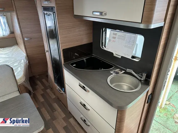 Fahrzeugbild Weinsberg CaraOne 500 FDK *2Pakete*1700kg*Deckenschrank* #11