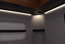 Fahrzeugbild Hymer Eriba Novaline 442 2 x A-KLappe, Batterie, Radtr. #46