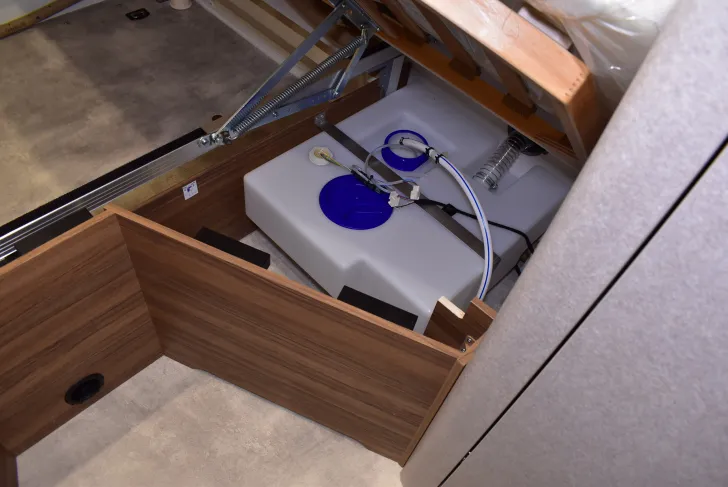 Fahrzeugbild Hymer Eriba Novaline 442 2 x A-KLappe, Batterie, Radtr. #49