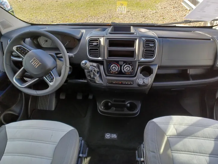 Fahrzeugbild Sunlight Adventure Cliff RT 600 2026 #8