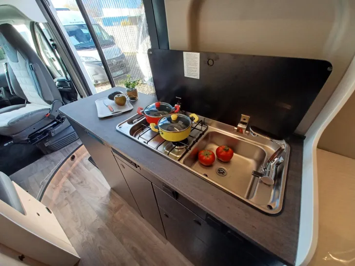 Fahrzeugbild Sunlight Adventure Cliff RT 600 2026 #16