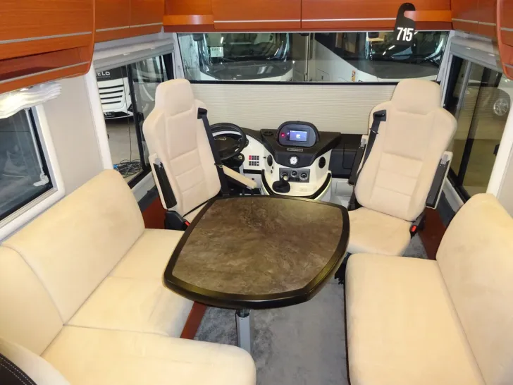 Fahrzeugbild Concorde Carver 841 M - stark reduziert #3