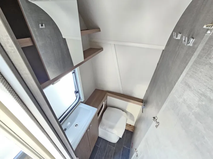 Sicht vorne-hinten Tabbert Senara 400 QD 2,3