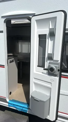 Fahrzeugbild Bürstner Premio 530 TK #16