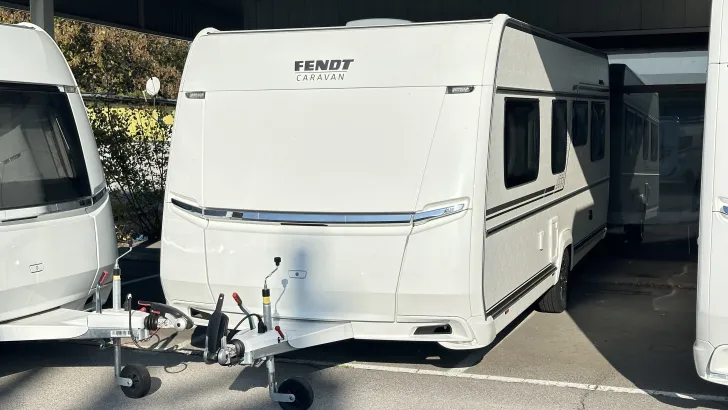 Schräg Vorne Fendt Tendenza 560 SG