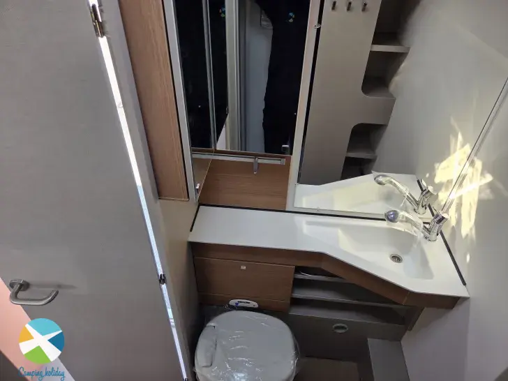 Etagenbetten Bürstner Averso 560 TK