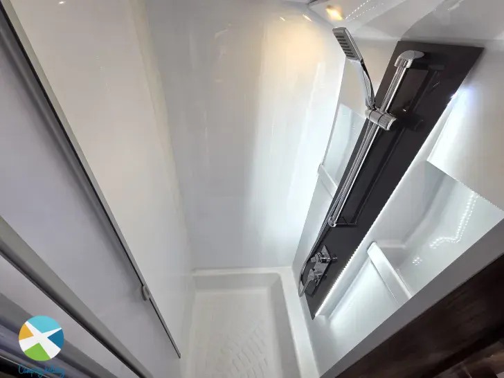 Sicht vorne-hinten Fendt Diamant 560 DW