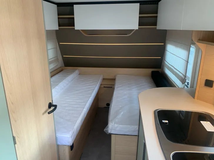 Fahrzeugbild LMC STYLE 460 E #16