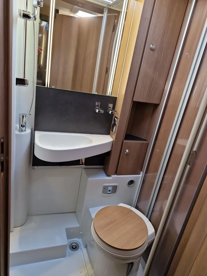 Fahrzeugbild Carthago C-TOURER I 141 LE #15