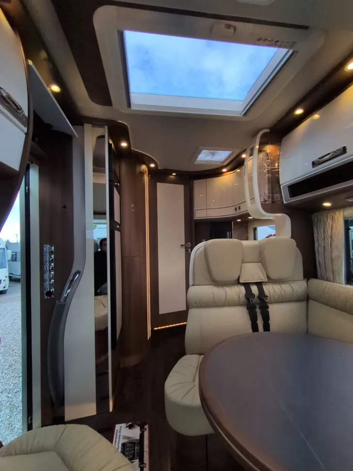 Fahrzeugbild Carthago E-LINE I 50 LE #19