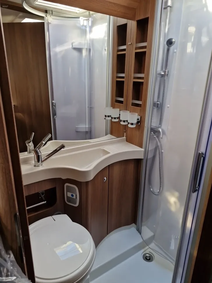 Fahrzeugbild Carthago C1-TOURER T 143 KB-LE C #17
