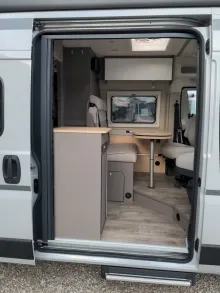 Fahrzeugbild LMC INNOVAN 600 #21