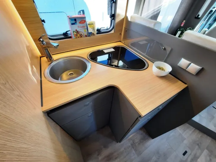 Fahrzeugbild LMC Tourer Lift H 730 G Sparen Sie 26.089,- € #12